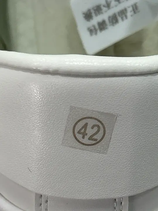 Weidian Valentino Garavani Trainers QC photo 3