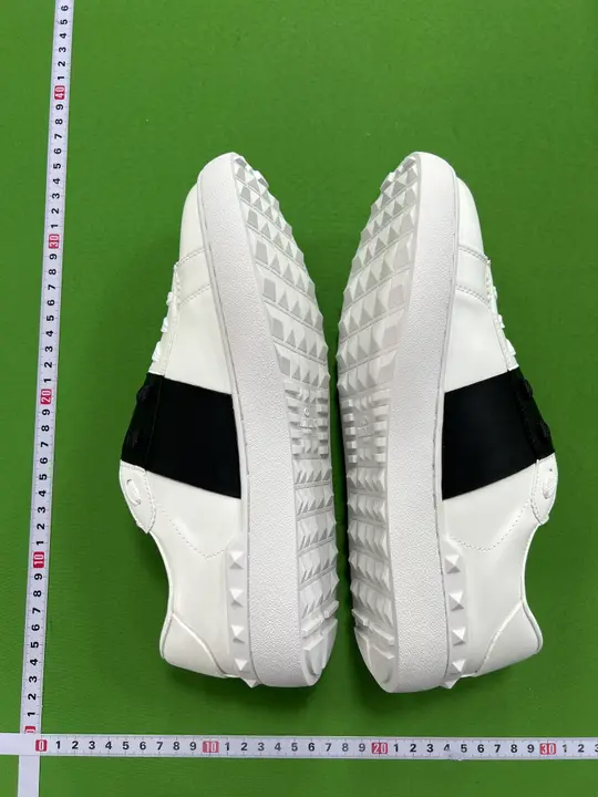 Weidian Valentino Garavani Trainers QC photo 5