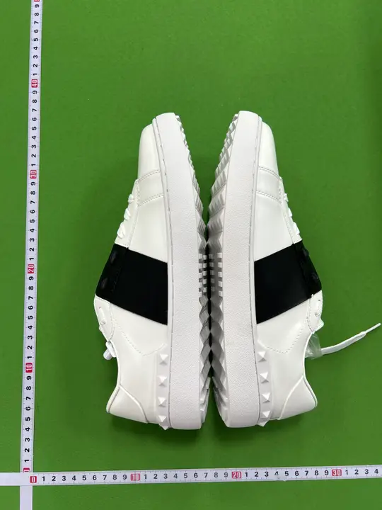 Weidian Valentino Garavani Trainers QC photo 6