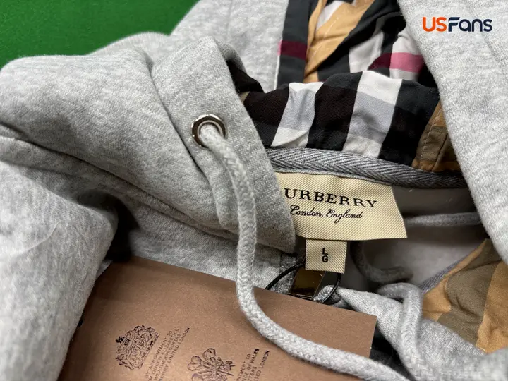 Weidian Burberry Zip Hoodie QC photo 5
