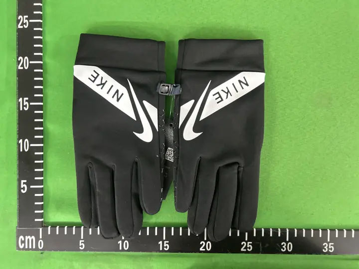 Weidian Nike Gloves QC photo 1