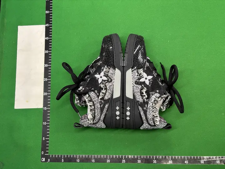 Weidian LV Skate Sneakers White QC photo 5
