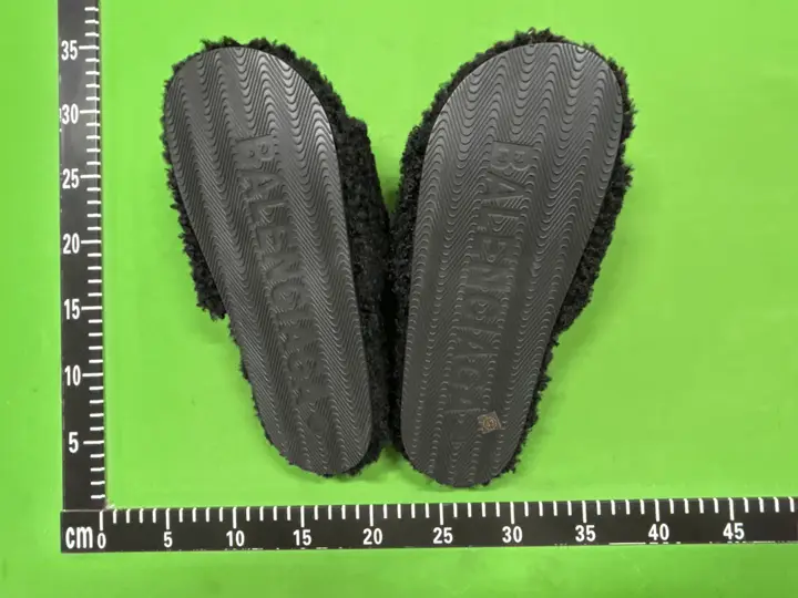 Weidian Balenciaga Fur Slides QC photo 12