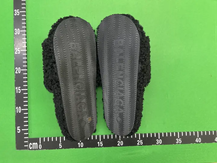 Weidian Balenciaga Fur Slides QC photo 6