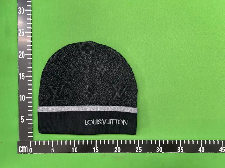 Weidian LV Budget Beanie QC photo 5