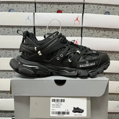 Weidian Balenciaga Track 3.0 Pierced Shoes