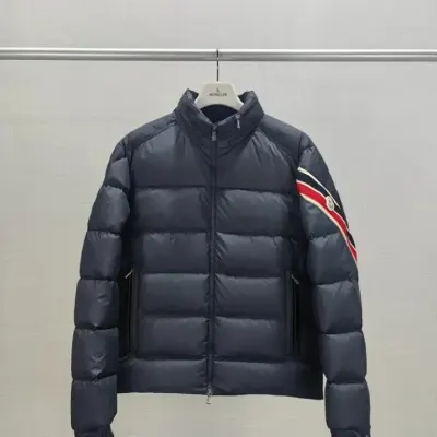 Weidian Moncler Solayan Hooded Short Down Jacket