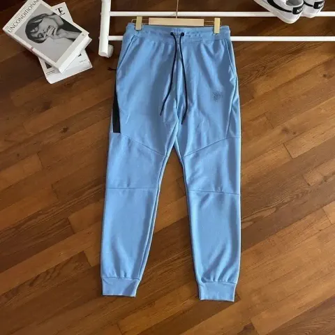 Nike Tech Fleece Black Hoodie option Sky Blue Trousers