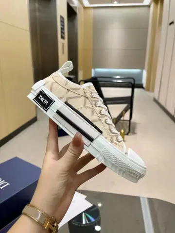 Dior Low B23 option 8