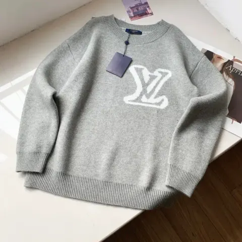 Louis Vuitton Sweater option grey