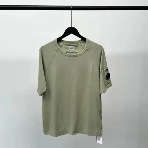 CP Company Tee option 9001 avocado