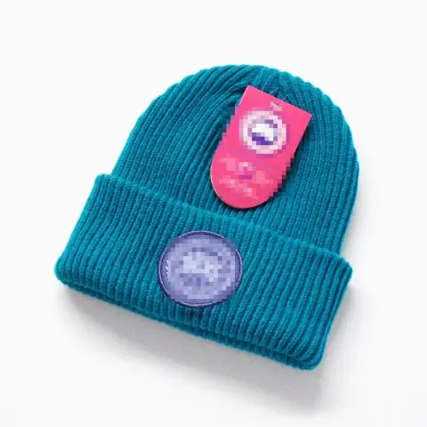 Canada Goose Beanie option Black Label-Deep Lake Blue