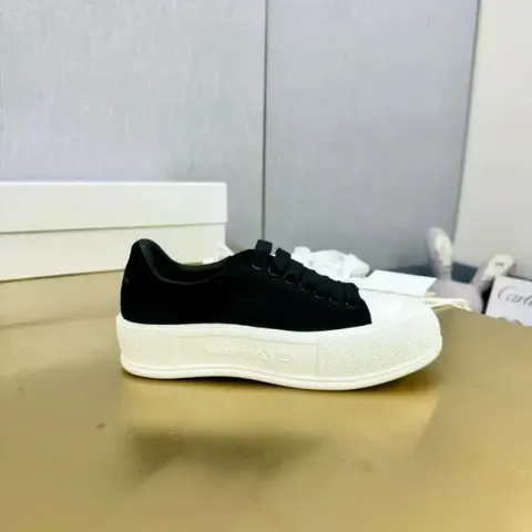 Alexander McQueen Deck Skate Plimsolls option 4