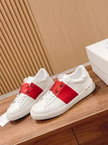 Valentino Garavani Trainers option Red 9