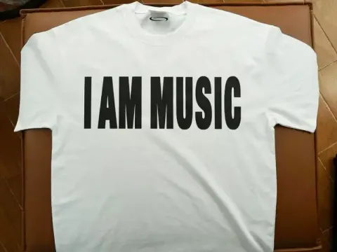 T-Shirt "I Am Music" PlayBoi Carti option White