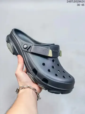Crocs Classic Model option 1