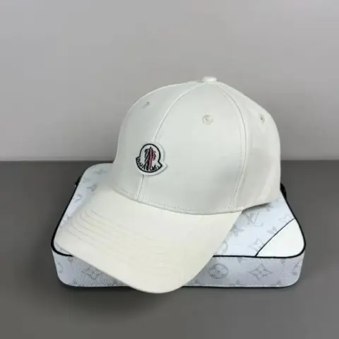 Moncler Cap option white