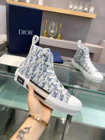 Dior Low B23 option 30
