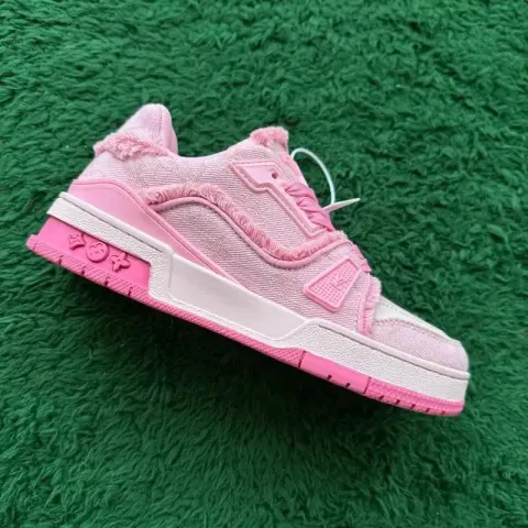 LV Trainers White Signature (Budget) option Pink PINK