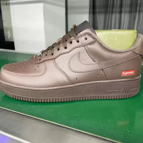 Air Force 1 TS Utopia option G sup brown 9225-200