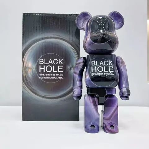 Bearbrick 400% option black hole
