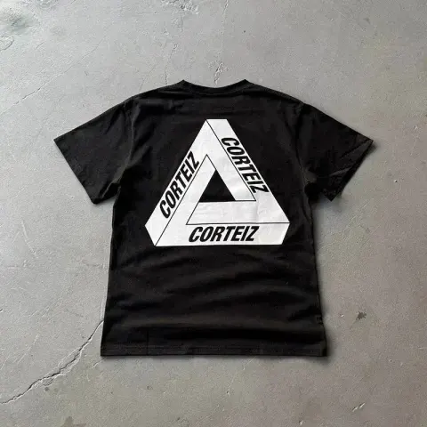 Corteiz T-Shirts option black