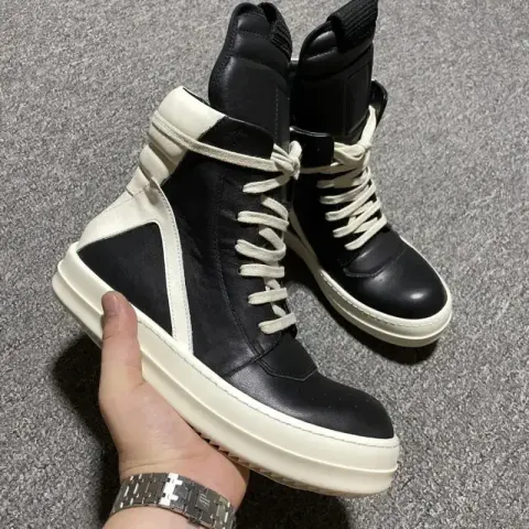RO Jumbo Lace Shoes option RO Main Line