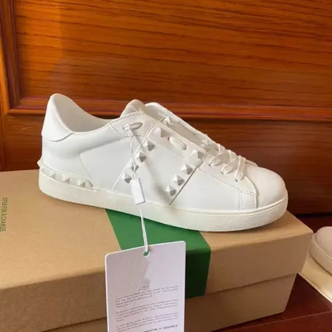 Valentino Garavani Trainers option White Rivet 12