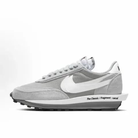 Nike Vaporwaffle Sacai "Black White" option 9
