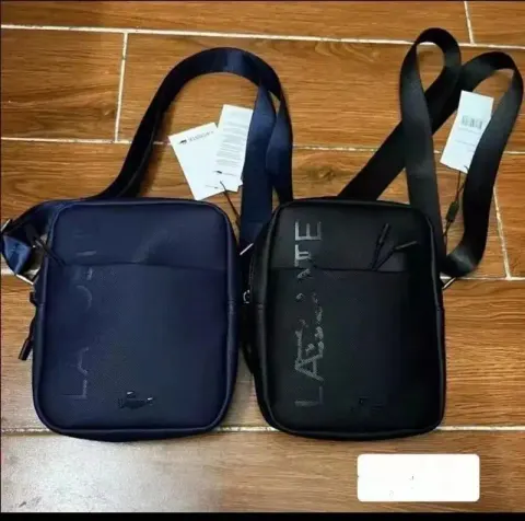 Lacoste Bag option black