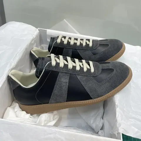 Margiela Gats Sneakers White option iron black gray