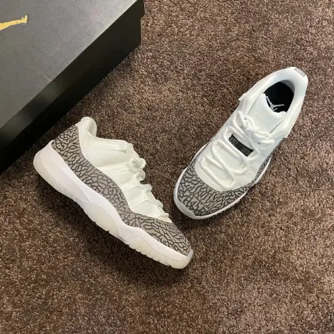 Jordan 11 Cap and Gown option Low wall ash explosion crack