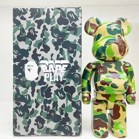 Bearbrick 400% option Bape Green