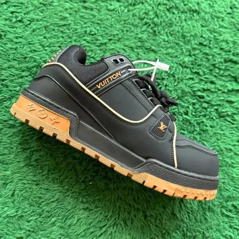 LV Trainers White Signature (Budget) option Fat Ding Black Brown SNEAKER BLACK