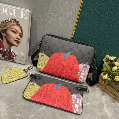 LV Bag option 25