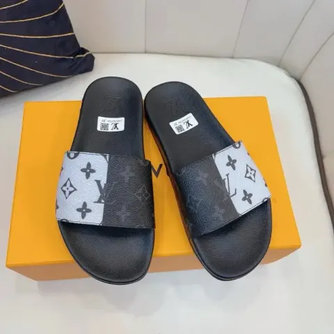 LV Slides Black option 2
