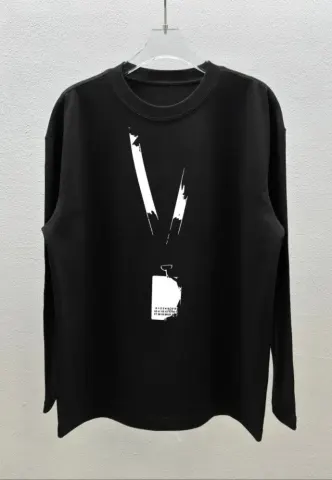 Maison Margiela Hoodie option 15