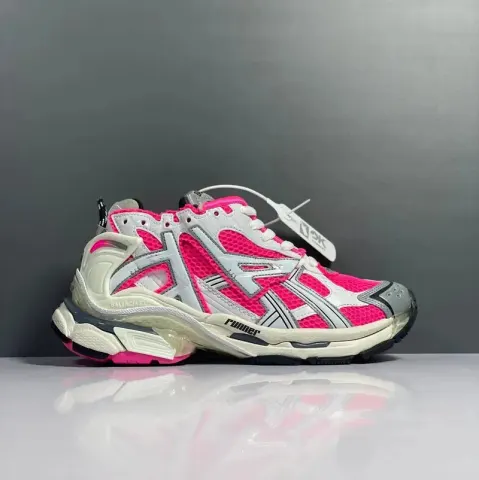 Balenciaga Runner Black Red Graffiti option pink