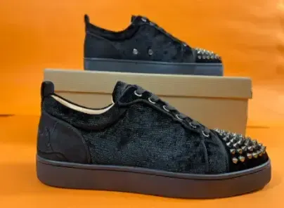 Christian Louboutin Sneakers option 01