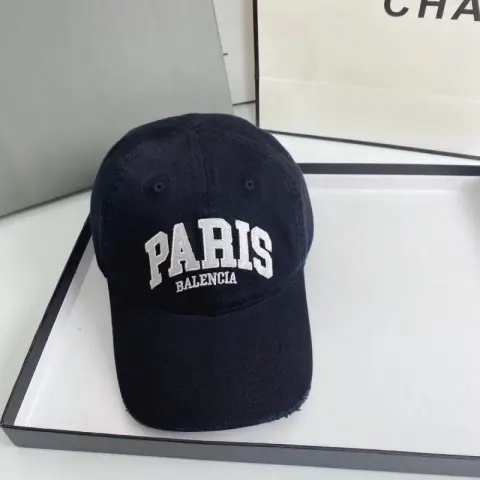 Balenciaga Cap option PARIS BLACK