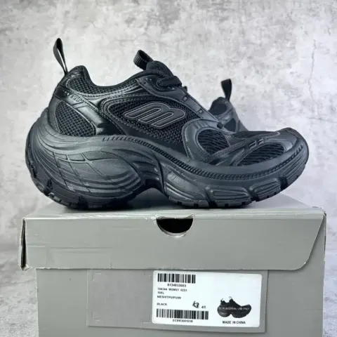 Balenciaga 10XL Shoes White option 10XL All Black 10231