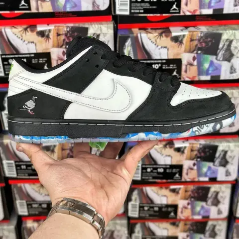 Chunky Dunky Shoes option Staple x Dunk Black and White Pigeon BV1