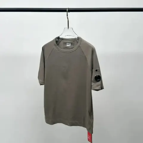 CP Company Tee option 9001 taupe