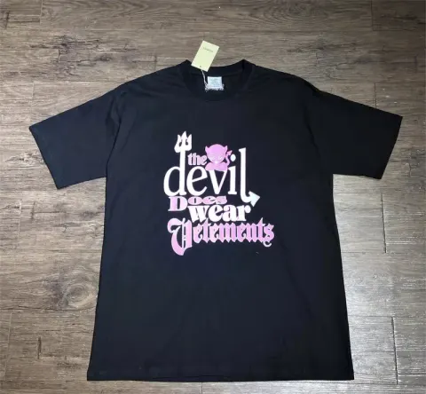 Vetements Tees option 35