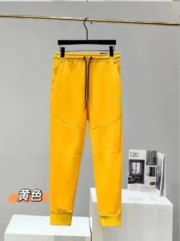 Nike Tech Fleece Black Pants option Yellow