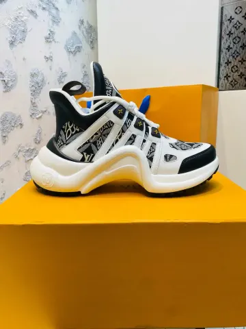 LV Archlight Shoes option 14