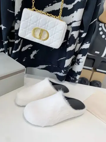 Marni Slides option white