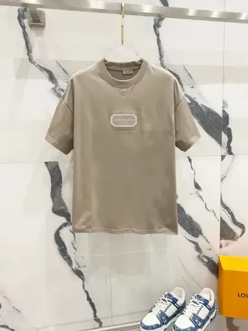 DIOR Tee option 4