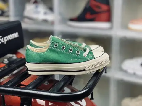 Converse Basic And CDG option sky green low help