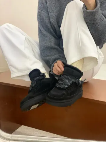 UGG Sneakers Sand option black